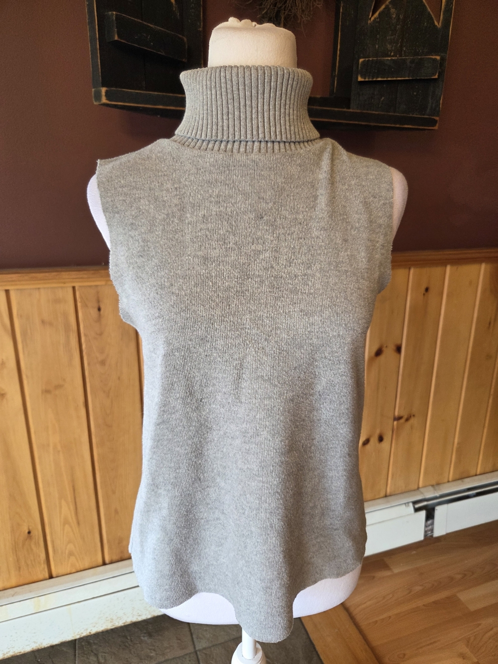 Zara Sleeveless Turtleneck Knit Top - Light Gray Size Small